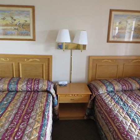 Pine Crest Motor Lodge Holly Springs Екстер'єр фото